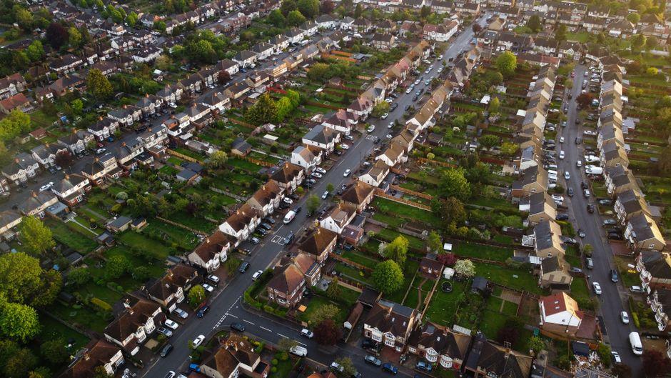 Bogotá Renters Exceed 30% Affordability Rule, Data Shows Housing Crisis