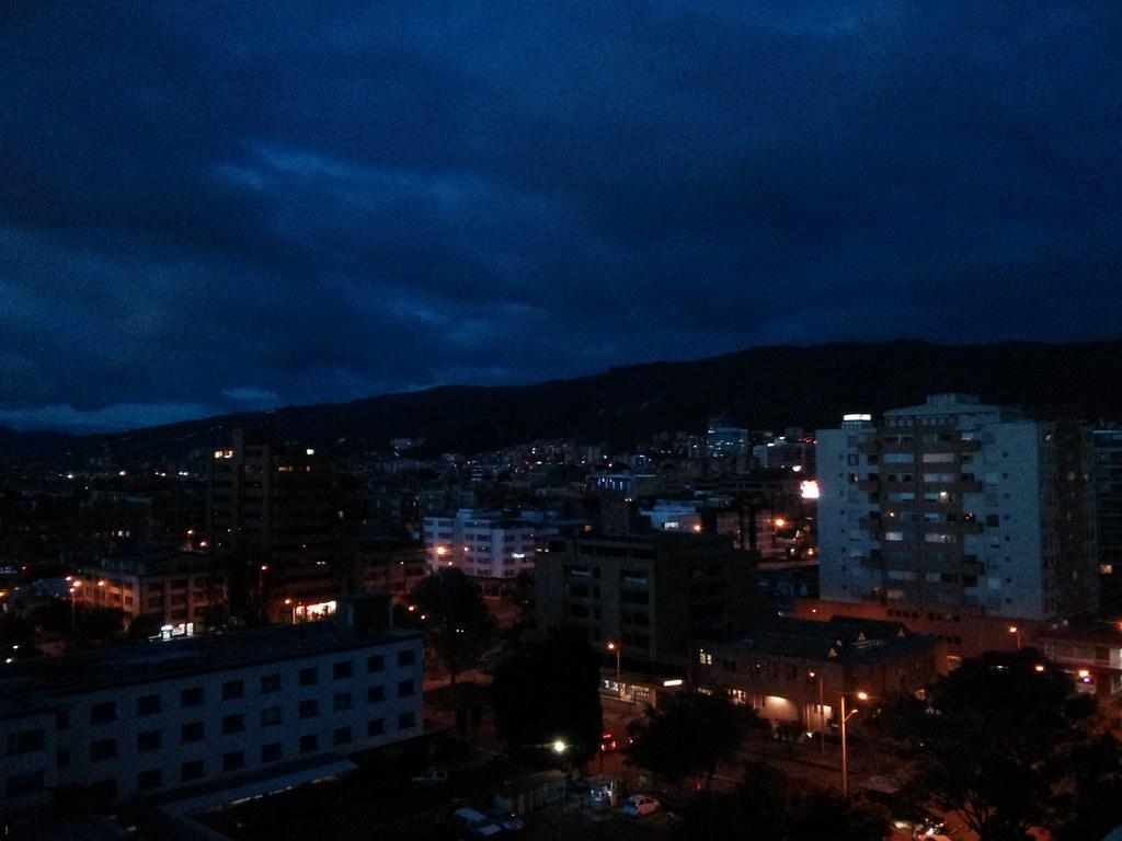 Bogotá's 2026 Budget Cuts Will Raise Your Transit Fares and Water Bills
